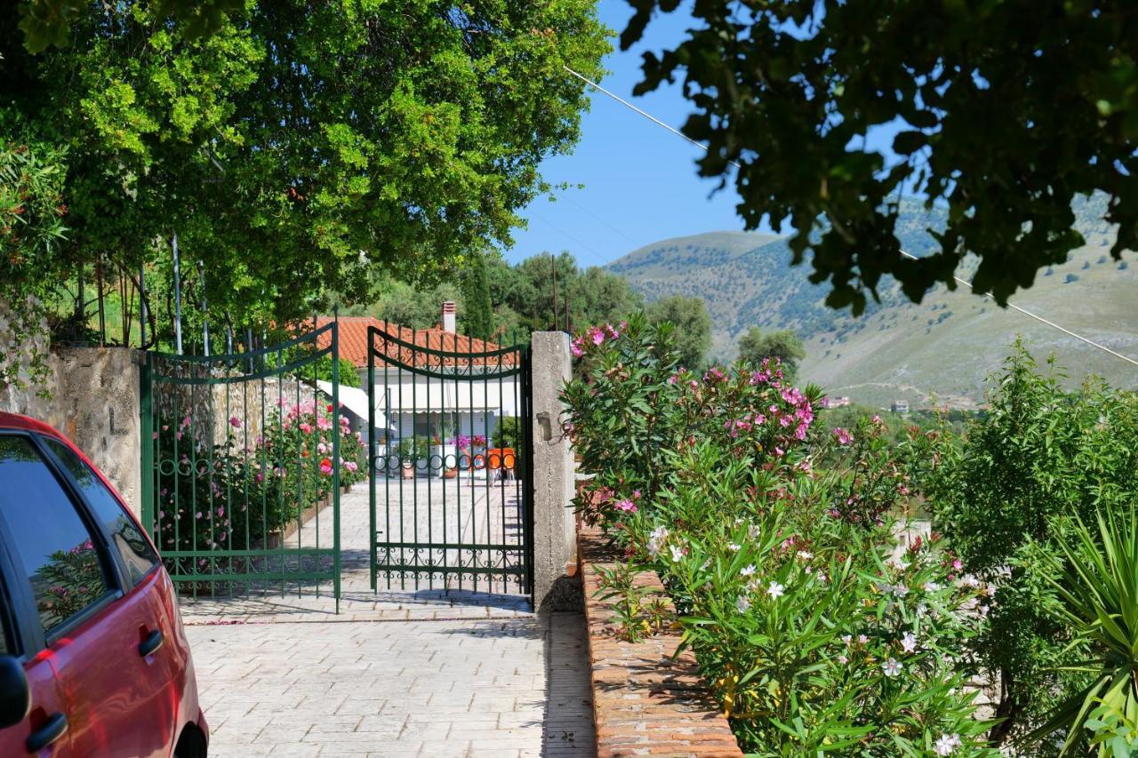 Saranda Landscape Apartment Nivice Exterior foto